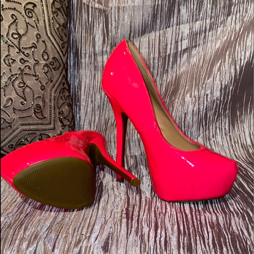 high heels - Picture 5 of 5
